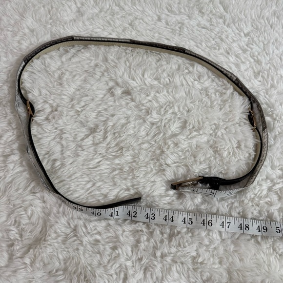 Escada Black Leather Belt with Gold Buckle Size 40 - Picture 15 of 16